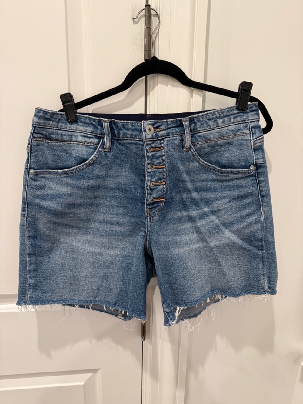 Jag Jeans Women's Light Blue Distressed Denim Jean Shorts